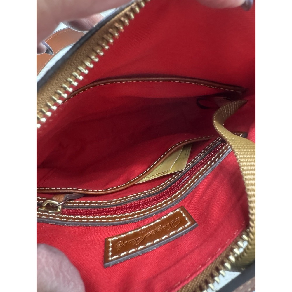 Dooney & Bourke Lizard Embossed Letter Carrier Crossbody‎ Black Red - Picture 9 of 15